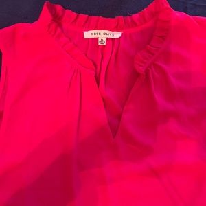 Lovely femine sleeveless in a beautiful rose red pink shade